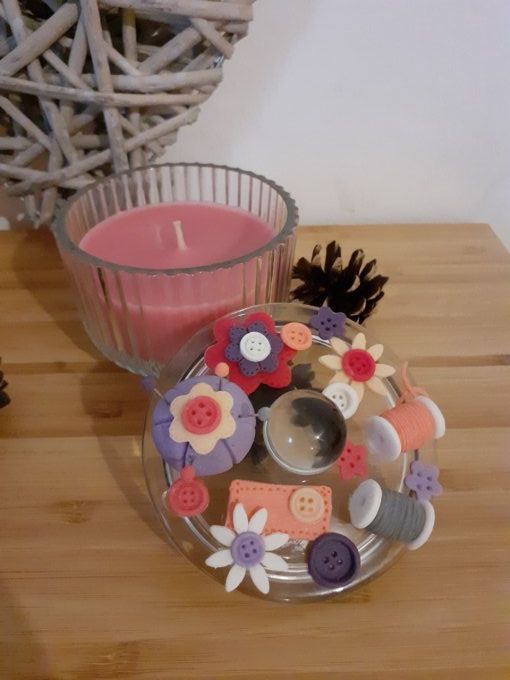 bougie parfumée - Coudre en mauve et rose